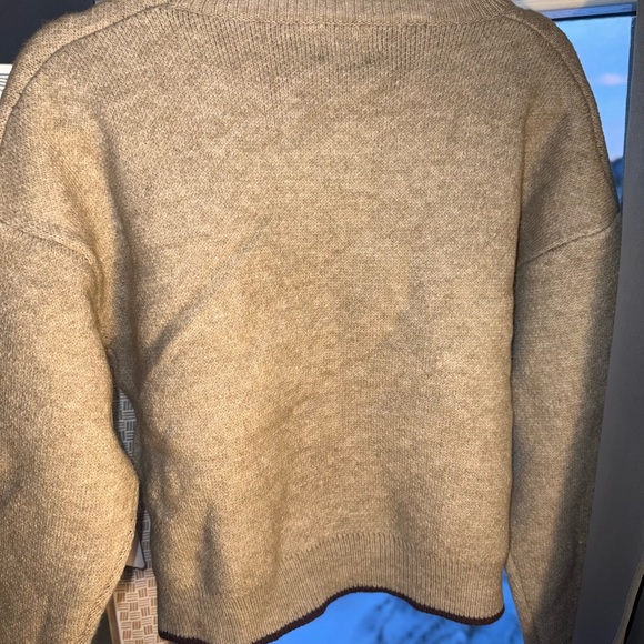 Luna Ivy Beige Horse Sweater - Picture 4 of 4